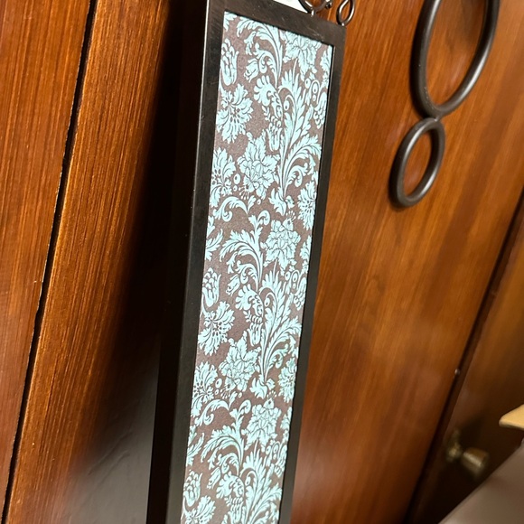 Home interiors Goes with everything sconce Damask print - Picture 8 of 14